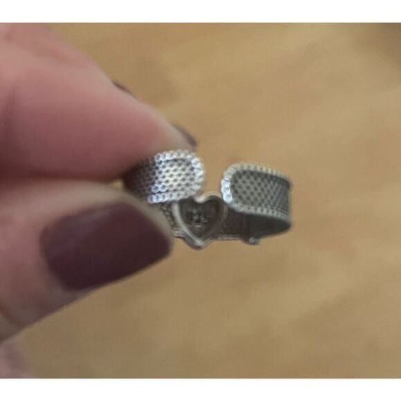 The Unchain My Heart Ring in antiqued Tibetan Silver 925 - Picture 4 of 12